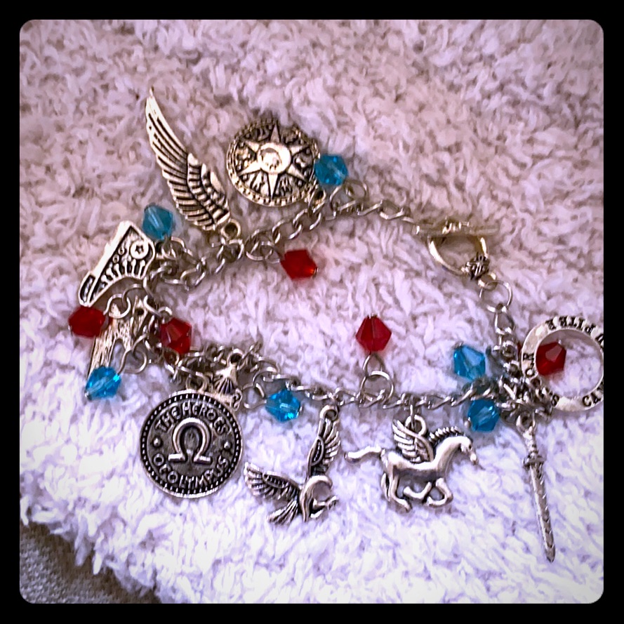 Camp Jupiter Heroes Of Olympus Charm Bracelet 8$